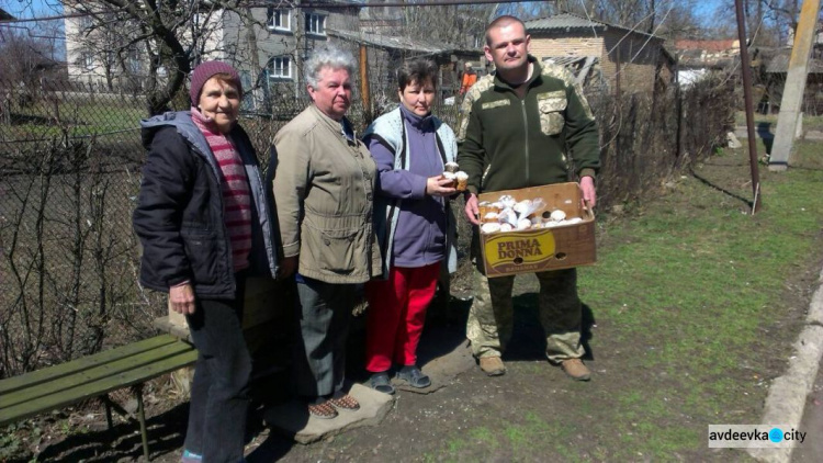 Авдеевские «симики» развезли и получили пасхальные подарки (ФОТО)