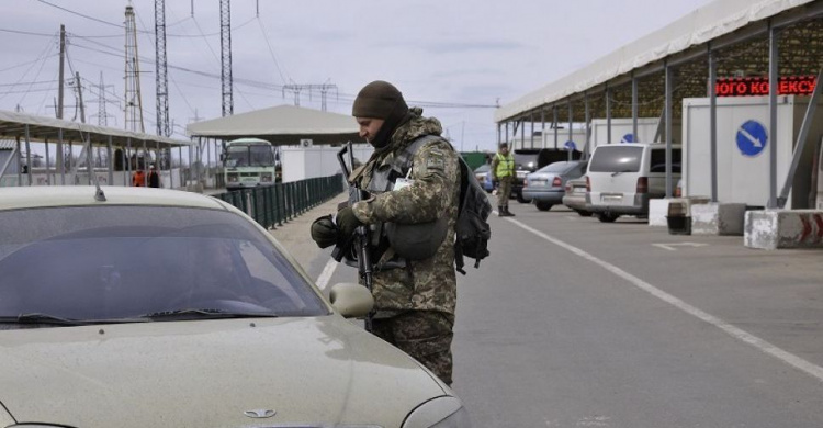 Ситуация в КПВВ: пограничники фиксируют увеличение количества желающих въехать на подконтрольную территорию