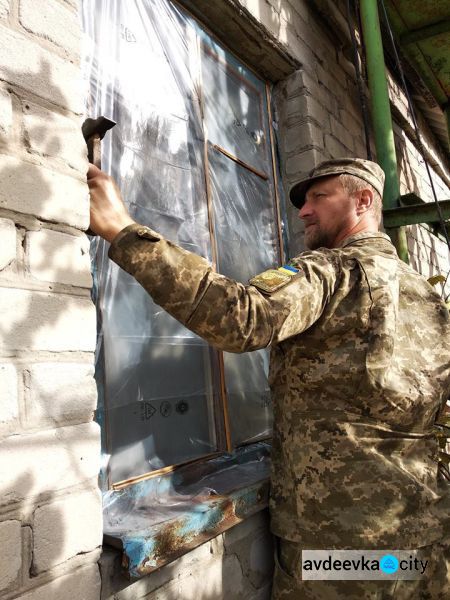 Авдеевские «симики» помогают утепляться и укрепляться