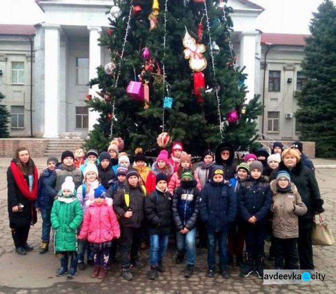 Дети из Авдеевки побывали на празднике в Покровске: фоторепортаж