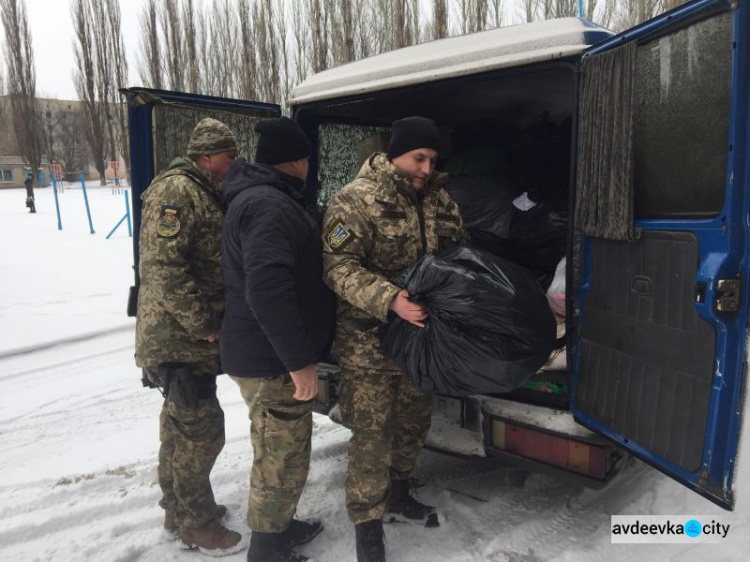 Дети из Ровно собрали подарки детям Авдеевки