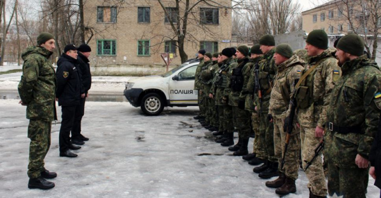 На охрану Покровской оперзоны вышли полиция и общественные формирования (ФОТО)