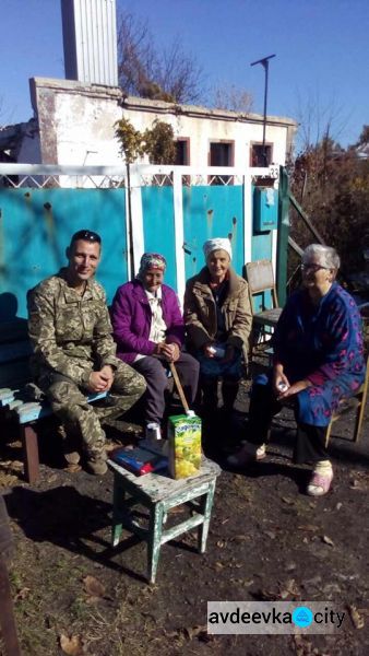 Авдеевские "симики"  плодотворно провели неделю: помощь получили и военные, и жители прифронтовых районов