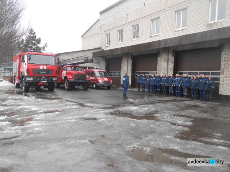 Спасатели Донетчины в трауре: сегодня - вторая годовщина смертельного обстрела Авдеевки (ФОТО + ВИДЕО)