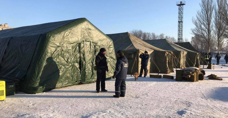 Мобильные пункты обогрева в Авдеевке уже приняли 400 человек (ФОТО)