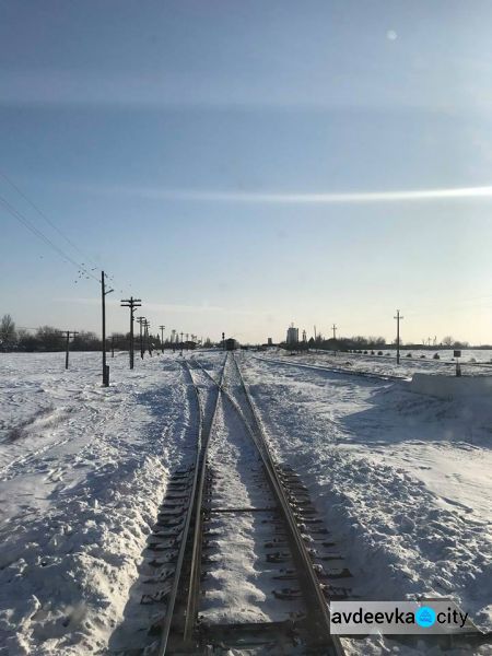 Железнодорожники Донбасса дают бой непогоде (ФОТО)