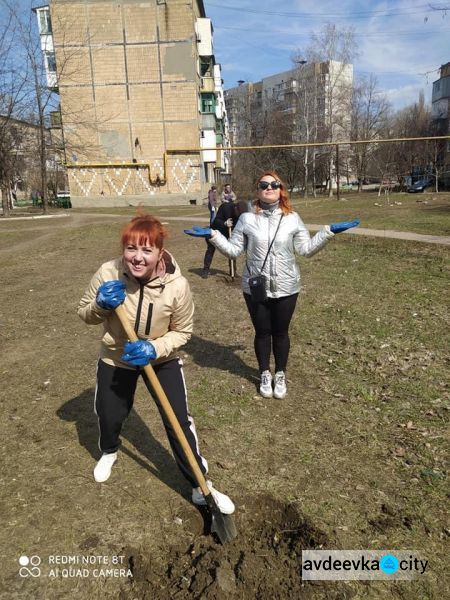 Авдіївці приєдналися до екологічного проекту «Озеленення планети» (ФОТОФАКТ)