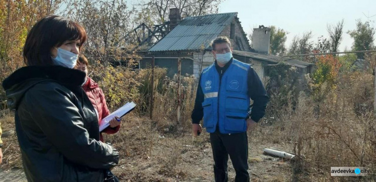 В Опытном комиссия обследовала жилье, разрушенное во время вооруженного конфликта