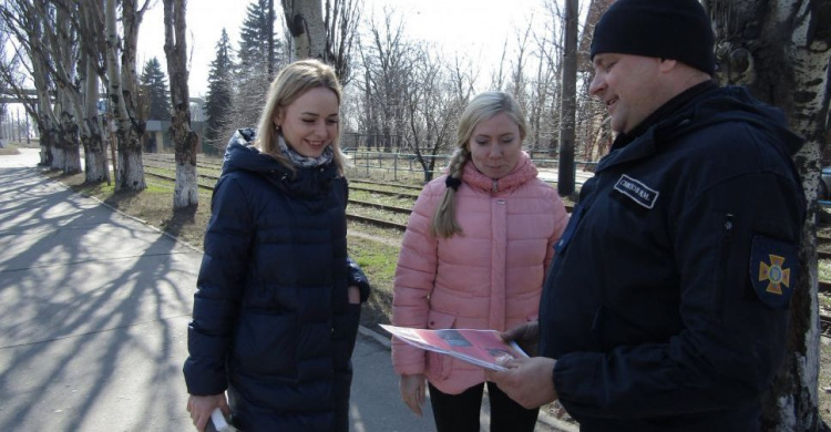 Мешканців Авдіївки закликають обмежити відвідування ставків, лісосмуг, дачних будинків та кладовищ