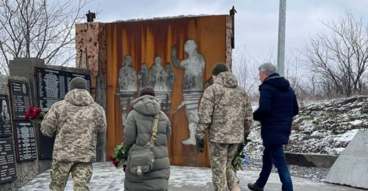 Західні журналісти побували "на нулі" в Авдіївці