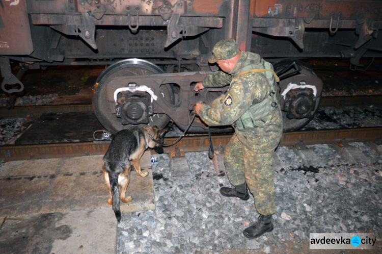 В Покровске ночью проводилась эвакуация железнодорожного вокзала (ФОТО)