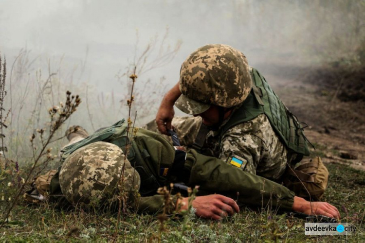 Обострение на Донбассе: боевики не прекращают огонь