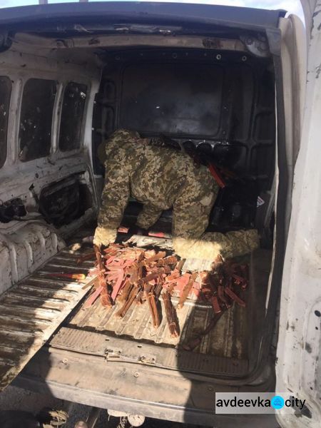 Сегодня в одном из донбасских КПВВ произошло задержание (ФОТО)