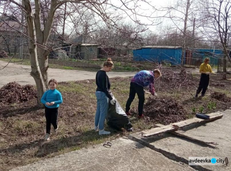 Пластуни Авдіївки провели вихідні з користю