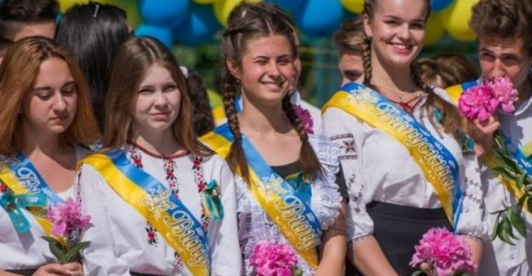 В Донецкой области в связи с выпускными вечерами на улицы выйдут усиленные наряды полиции