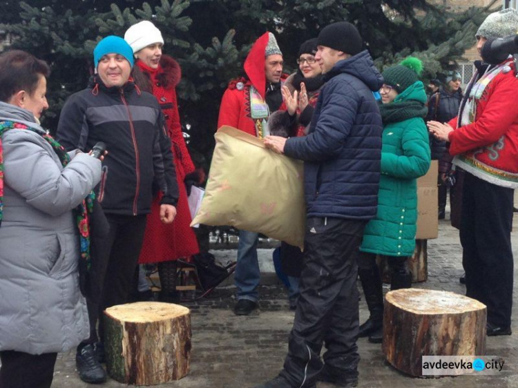 В Авдеевке отгуляли широкую масленицу (ФОТОРЕПОРТАЖ)