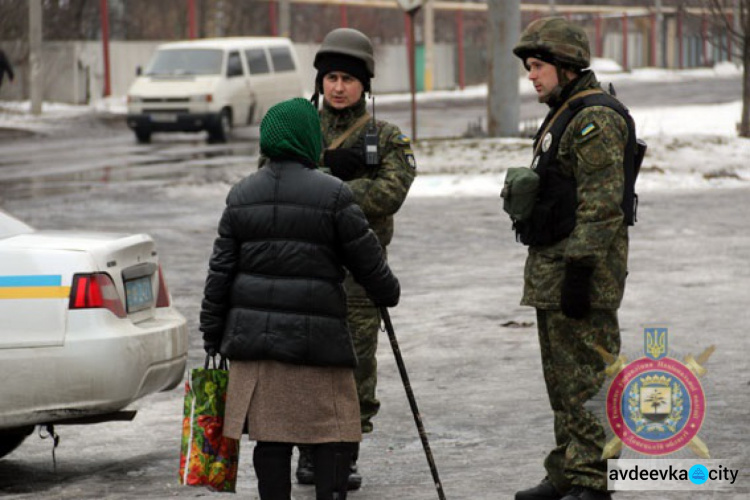 В Авдеевке копы продолжают нести службу в усиленном режиме (ФОТО)