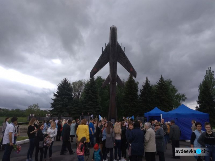 В Авдеевке прошли памятные мероприятия ко  Дню Победы (ФОТОРЕПОРТАЖ)