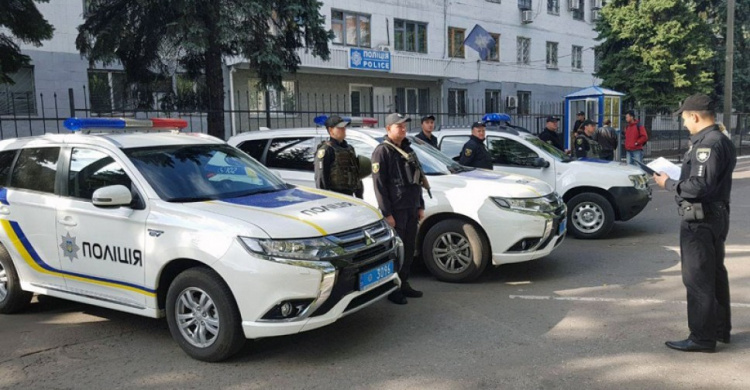 На улицы городов Донетчины выехали новые группы реагирования полиции (ВИДЕО)