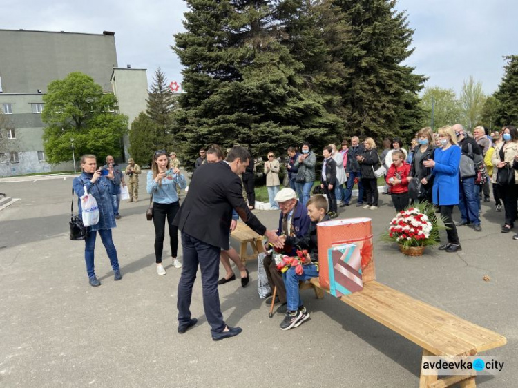 В Авдеевке прошёл митинг по случаю 76-й годовщины Победы над нацизмом во Второй мировой войне 