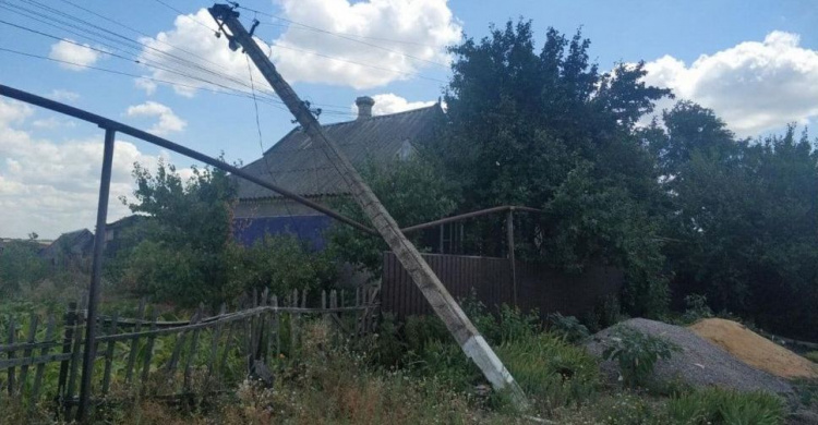 На Донетчине продолжают восстанавливать электроснабжение населенных пунктов после непогоды