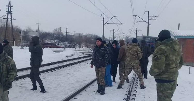 Полиция задержала около сорока человек, напавших на участников  железнодорожной блокады