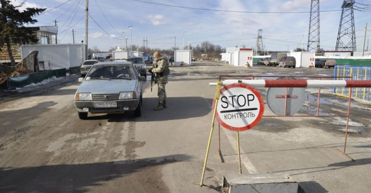 У донбасских КПВВ утром 9 марта зафиксированы небольшие очереди