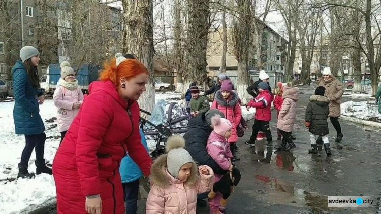 Як в Авдіївці на Масляну зиму проводжали