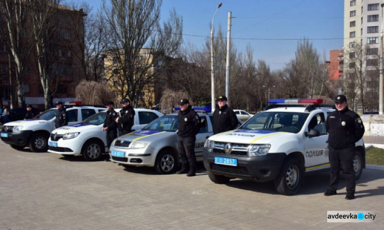 На Донетчине на поминальные дни охранять порядок возле кладбищ выйдут 500 полицейских (ФОТО)