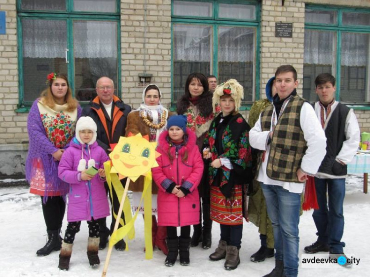 Как Авдеевские студенты  масленицу отмечали (ФОТОФАКТ)