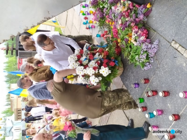 В Авдеевке прошли памятные мероприятия ко  Дню Победы (ФОТОРЕПОРТАЖ)