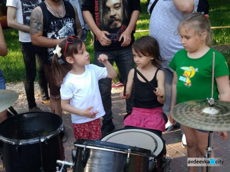  В Авдеевке состоялся концерт под открытым небом (ФОТО+ВИДЕО)