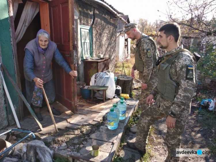 Авдеевские «симики» помогли жителям прифронтовых поселков