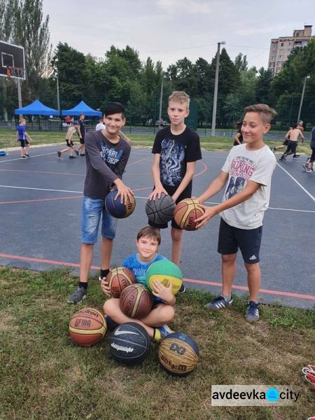 В Авдіївці нагородили переможців фотоконкурсу на спортивну тематику