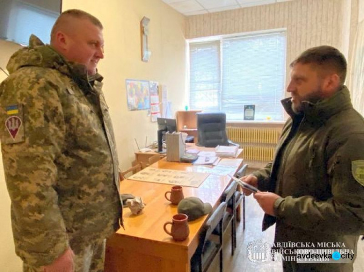 В Авдіївці пройшли урочистості з нагоди 30-ї річниці Дня Збройних Сил України (ФОТОФАКТ)