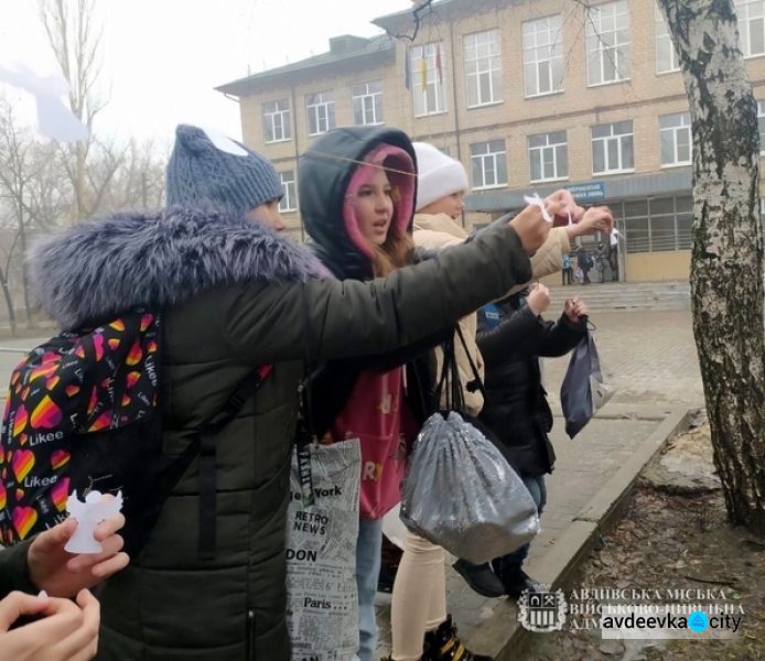 В Авдіївці пройшла тиха акція «Ангели пам’яті»