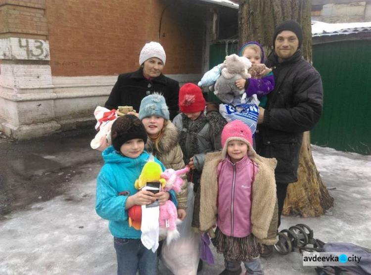 Авдеевские «принцессы» живут в крошечных комнатах (ФОТО)