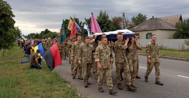 В Лимане попрощались с воином, освобождавшим Авдеевку