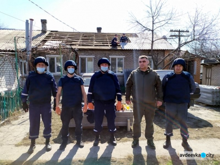 В Авдіївці почали відновлювати зруйноване житло