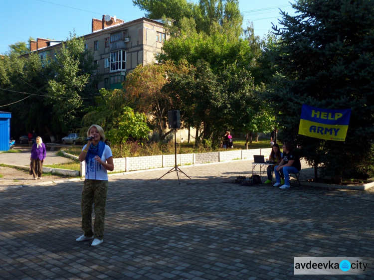 В Авдеевке спел победитель конкурса «Голос Країни» (ФОТО + ВИДЕО)