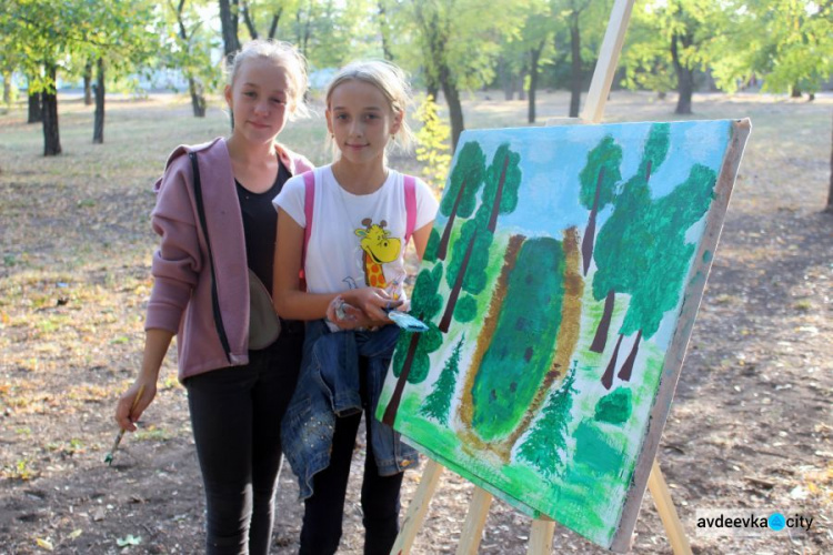 ФОТООТЧЕТ: в старой части Авдеевки прошел экопикник