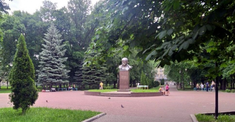 Что думают авдеевцы о первом общегородском семейном празднике Family day