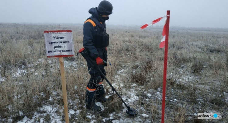 Три сотни боеприпасов нашли и обезвредили пиротехники Донетчины