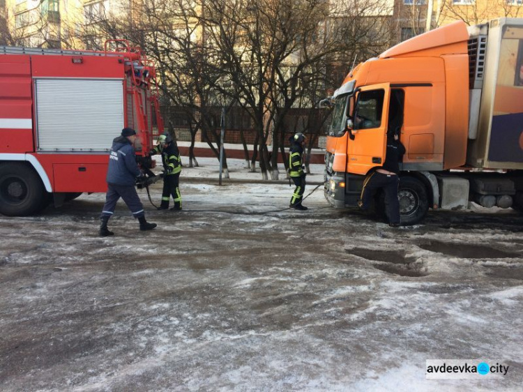 В Авдеевке спасли скорую помощь