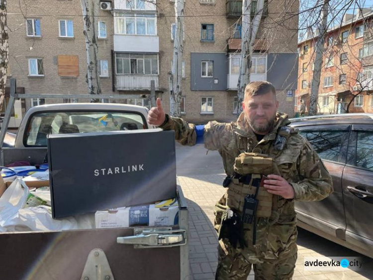 Авдіївська громада отримала з Франківщини термінал спутникової системи Starlink