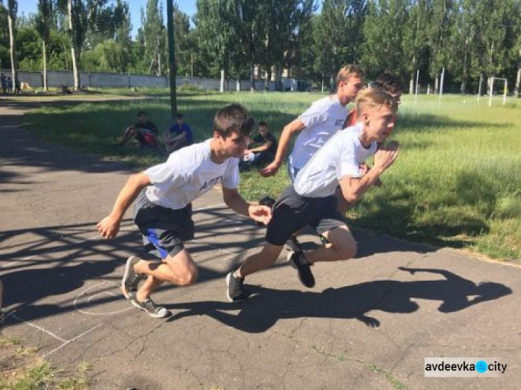 Авдеевка активно отметила Олимпийский день бега (ФОТО)