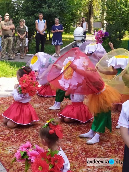 Авдіївка яскраво відзначає День прапора України (ФОТОРЕПОРТАЖ)