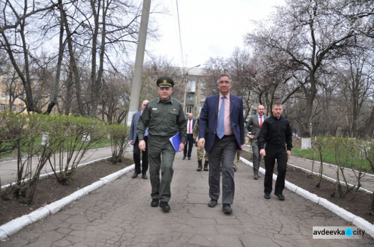 Пограничники на Донетчине получили от  Канады оборудование для защиты от кибератак (ФОТО)