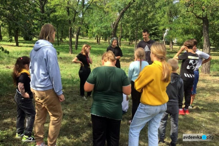 Авдіївські пластуни вміють відпочивати з користю (ФОТОФАКТ)