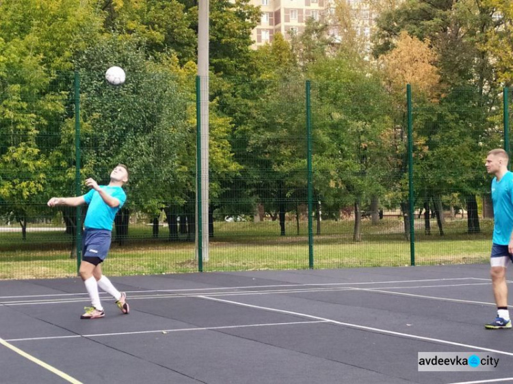 В Авдеевке состоялся турнир по футболтеннису: фоторепортаж